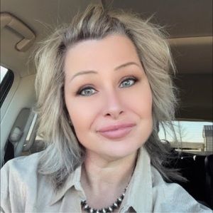 Meet your Posher, Brandi